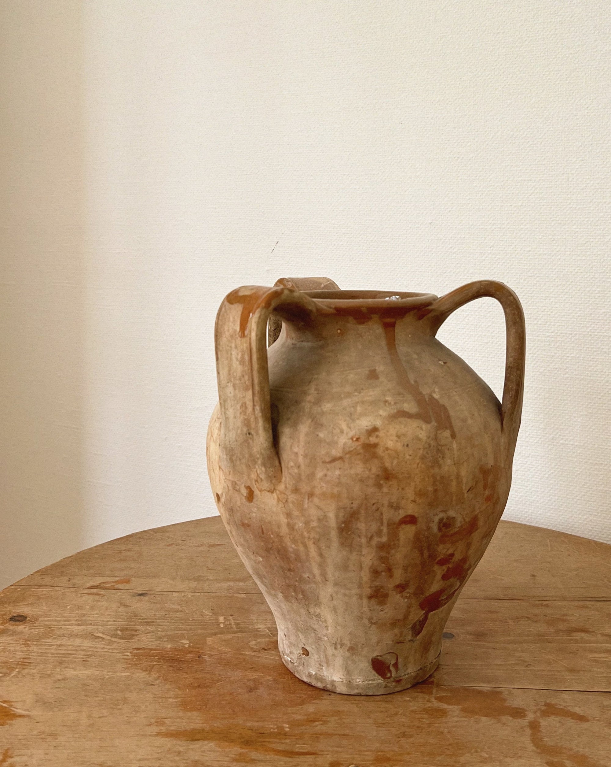Antique amphora jars